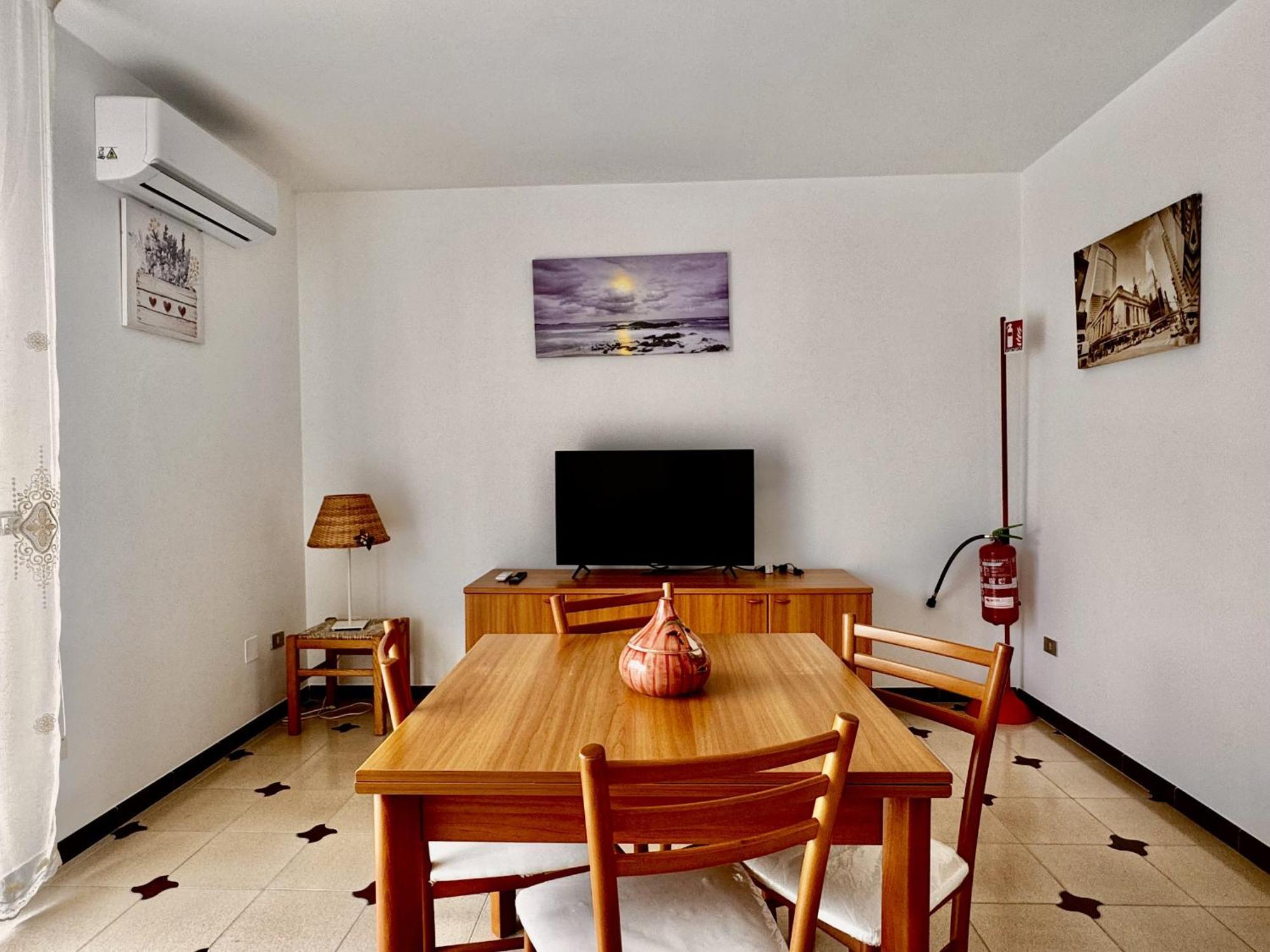 Holidaycasa Leone - Con Posto Auto A 200Mt Dal Mare سبرلونغا المظهر الخارجي الصورة