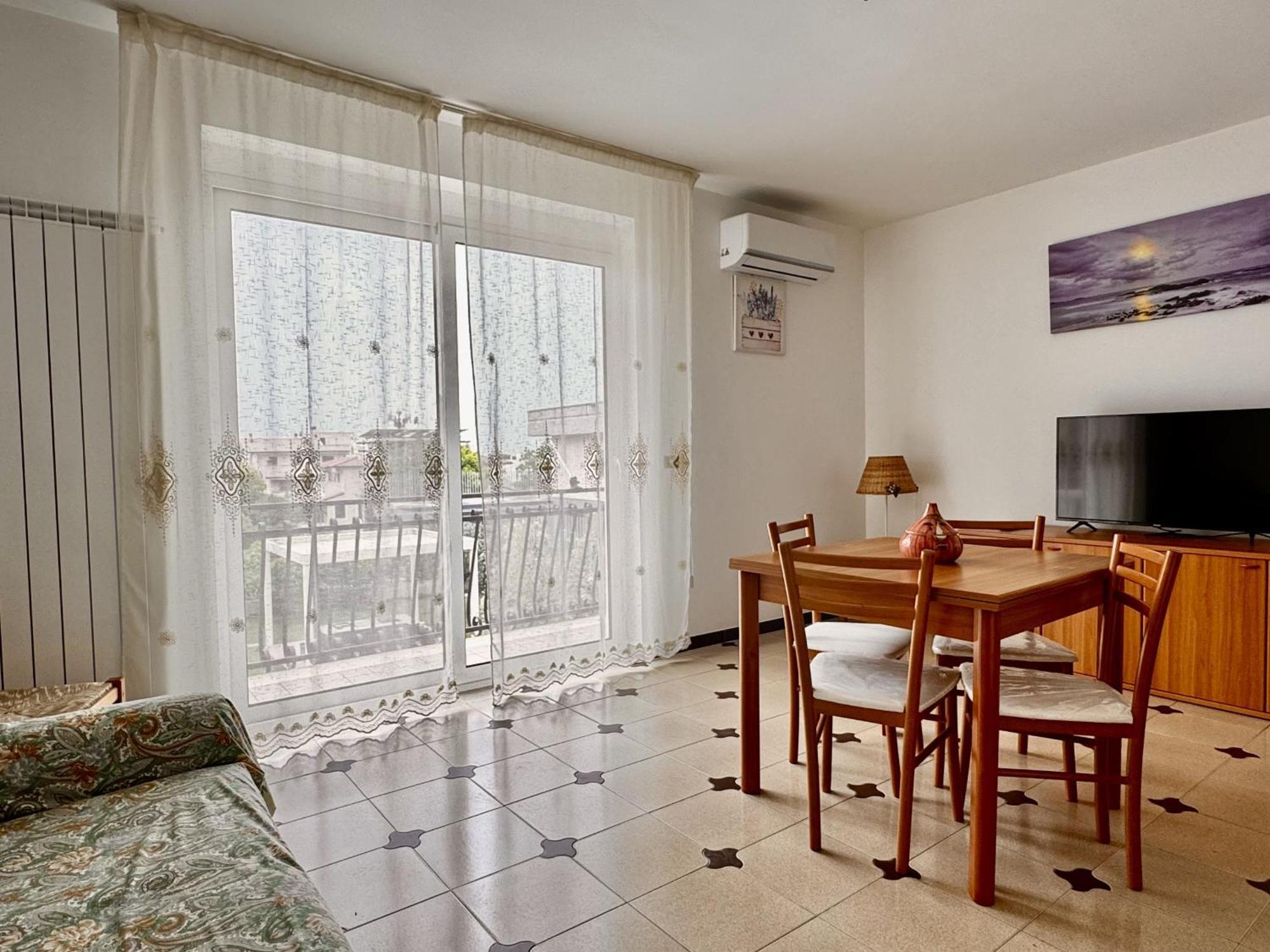 Holidaycasa Leone - Con Posto Auto A 200Mt Dal Mare سبرلونغا المظهر الخارجي الصورة